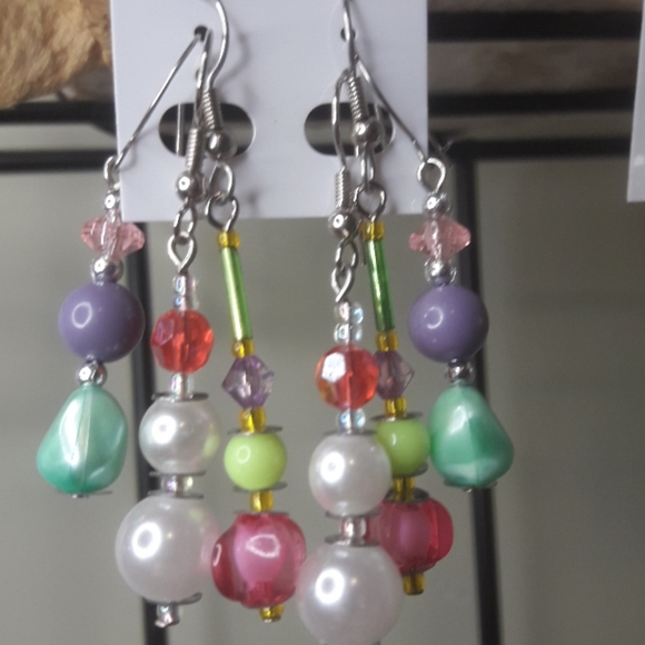 4 pairs colorful beaded dangle earrings - Picture 3 of 5